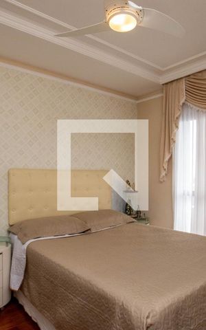 Apartamento à venda com 81m², 3 quartos e 2 vagas Apartamento à venda com 81m², 3 quartos e 2 vagasSuíte