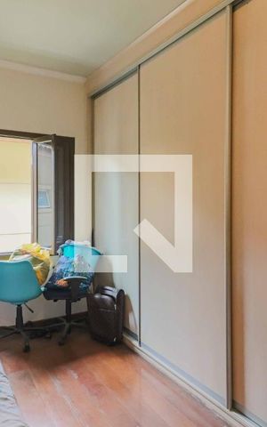 Casa para alugar com 600m², 5 quartos e 6 vagas Casa para alugar com 600m², 5 quartos e 6 vagasSuíte 2