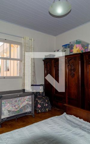 Casa à venda com 240m², 5 quartos e 3 vagas Casa à venda com 240m², 5 quartos e 3 vagasCasa 2 - Quarto 1