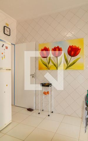Casa à venda com 240m², 5 quartos e 3 vagas Casa à venda com 240m², 5 quartos e 3 vagasCozinha