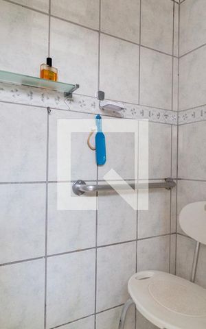 Casa à venda com 240m², 5 quartos e 3 vagas Casa à venda com 240m², 5 quartos e 3 vagasBanheiro Social