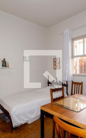 Casa à venda com 240m², 5 quartos e 3 vagas Casa à venda com 240m², 5 quartos e 3 vagasCasa 2 - Quarto 2