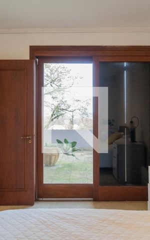 Casa de condomínio para alugar com 1400m², 8 quartos e 4 vagas Casa de condomínio para alugar com 1400m², 8 quartos e 4 vagasQuarto 7
