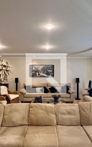 Apartamento para alugar com 201m², 3 quartos e 2 vagas Apartamento para alugar com 201m², 3 quartos e 2 vagasSala