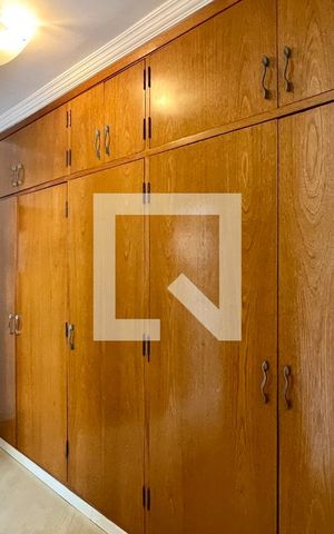 Apartamento para alugar com 201m², 3 quartos e 2 vagas Apartamento para alugar com 201m², 3 quartos e 2 vagasSuíte