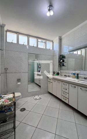 Apartamento para alugar com 201m², 3 quartos e 2 vagas Apartamento para alugar com 201m², 3 quartos e 2 vagasBanheiro
