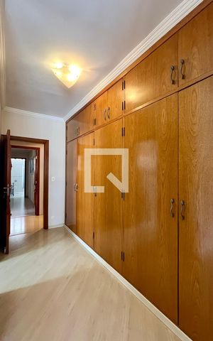 Apartamento para alugar com 201m², 3 quartos e 2 vagas Apartamento para alugar com 201m², 3 quartos e 2 vagasSuíte