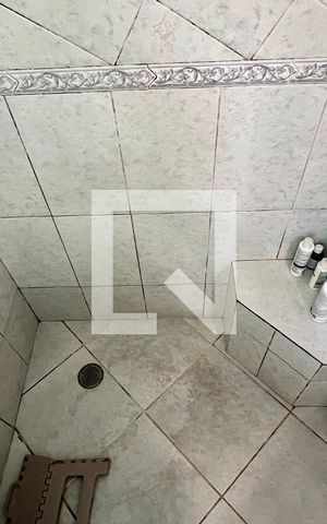 Apartamento para alugar com 201m², 3 quartos e 2 vagas Apartamento para alugar com 201m², 3 quartos e 2 vagasBanheiro