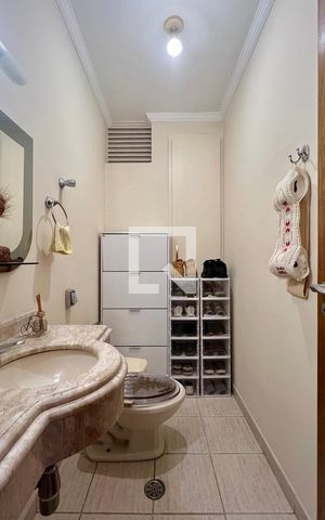Apartamento para alugar com 201m², 3 quartos e 2 vagas Apartamento para alugar com 201m², 3 quartos e 2 vagasLavabo