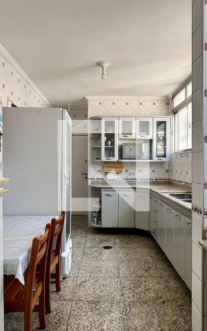 Apartamento para alugar com 201m², 3 quartos e 2 vagas Apartamento para alugar com 201m², 3 quartos e 2 vagasCozinha