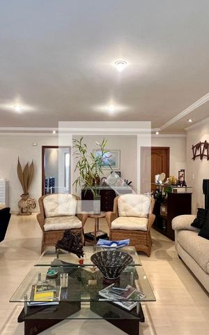 Apartamento para alugar com 201m², 3 quartos e 2 vagas Apartamento para alugar com 201m², 3 quartos e 2 vagasSala