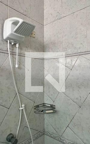 Apartamento para alugar com 201m², 3 quartos e 2 vagas Apartamento para alugar com 201m², 3 quartos e 2 vagasBanheiro