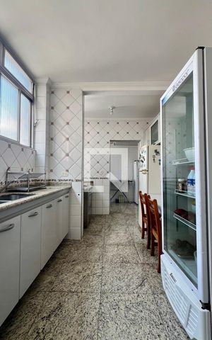 Apartamento para alugar com 201m², 3 quartos e 2 vagas Apartamento para alugar com 201m², 3 quartos e 2 vagasCozinha