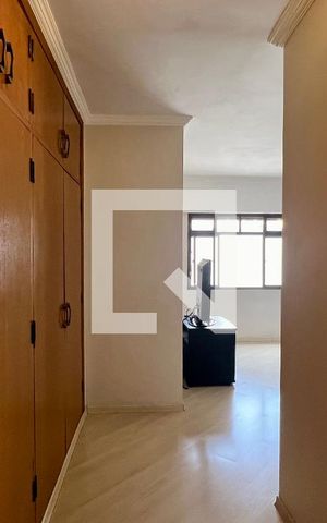 Apartamento para alugar com 201m², 3 quartos e 2 vagas Apartamento para alugar com 201m², 3 quartos e 2 vagasSuíte