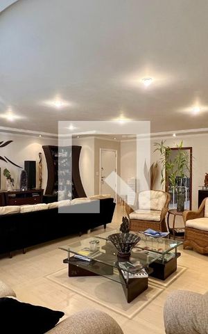Apartamento para alugar com 201m², 3 quartos e 2 vagas Apartamento para alugar com 201m², 3 quartos e 2 vagasSala