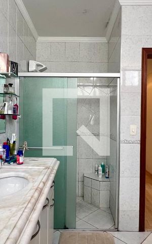 Apartamento para alugar com 201m², 3 quartos e 2 vagas Apartamento para alugar com 201m², 3 quartos e 2 vagasBanheiro