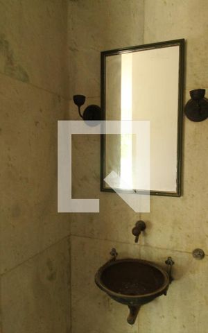 Casa à venda com 410m², 4 quartos e 5 vagasLavabo