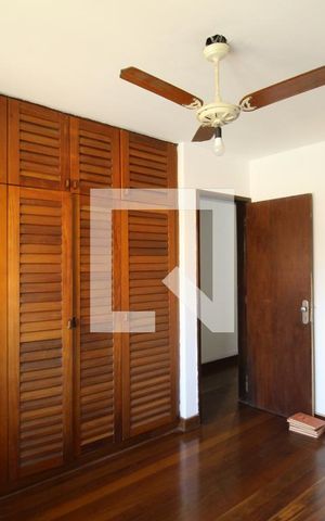 Casa à venda com 410m², 4 quartos e 5 vagasQuarto 2