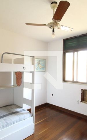 Casa à venda com 410m², 4 quartos e 5 vagasQuarto 2