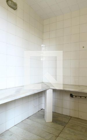 Casa à venda com 410m², 4 quartos e 5 vagasQuintal - Sauna