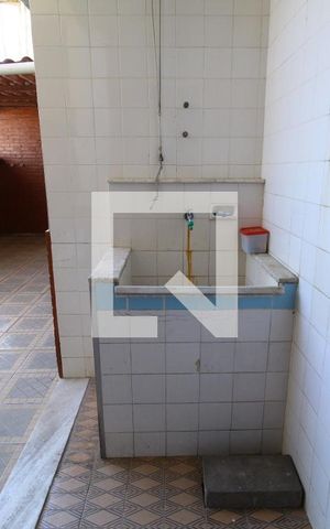 Casa à venda com 410m², 4 quartos e 5 vagasÁrea de serviço