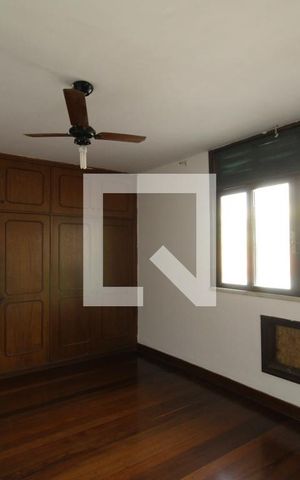 Casa à venda com 410m², 4 quartos e 5 vagasQuarto 1