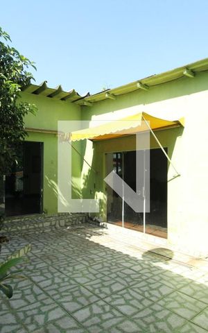 Casa à venda com 410m², 4 quartos e 5 vagasSala - Jardim de inverno