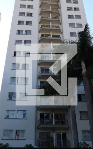 Apartamento à venda com 80m², 3 quartos e 1 vaga Apartamento à venda com 80m², 3 quartos e 1 vagaFachada