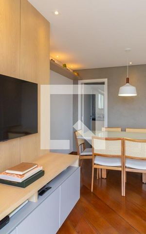 Apartamento à venda com 80m², 3 quartos e 1 vaga Apartamento à venda com 80m², 3 quartos e 1 vagaSala