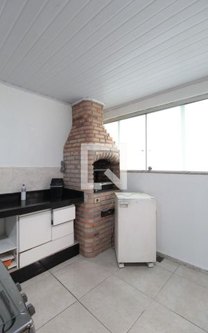 Casa à venda com 200m², 6 quartos e 2 vagasCasa 2 | Sala, Copa e Cozinha