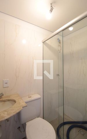 Casa à venda com 200m², 6 quartos e 2 vagasBanheiro da Piscina