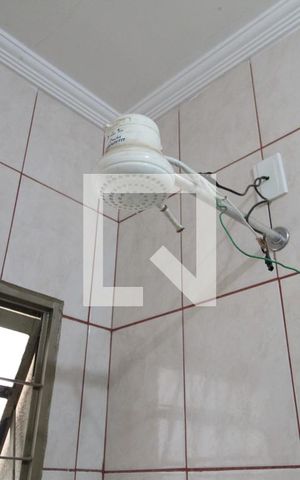 Casa à venda com 200m², 6 quartos e 2 vagasBanheiro Social