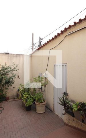 Casa à venda com 200m², 6 quartos e 2 vagasHall de Entrada
