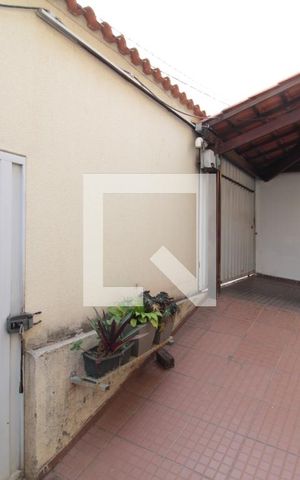 Casa à venda com 200m², 6 quartos e 2 vagasHall de Entrada