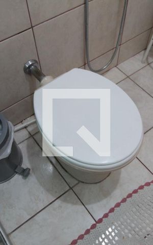 Casa à venda com 200m², 6 quartos e 2 vagasBanheiro Social