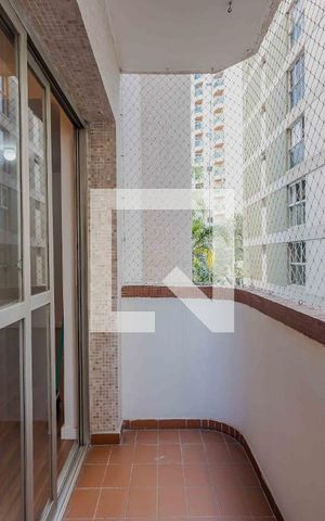 Apartamento à venda com 66m², 2 quartos e 1 vagaVaranda