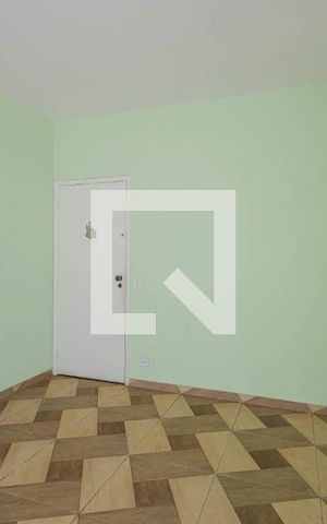 Apartamento à venda com 66m², 2 quartos e 1 vagaSala