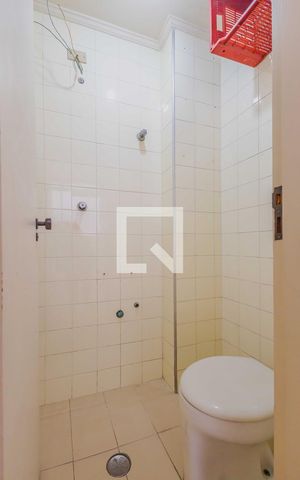Apartamento à venda com 66m², 2 quartos e 1 vagaÁrea de Serviço - Banheiro