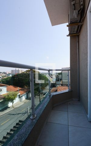 Casa à venda com 210m², 4 quartos e 5 vagasSuíte 1 - varanda 