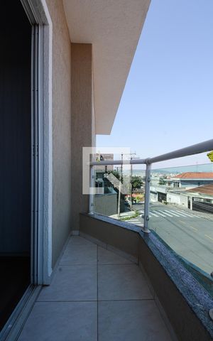 Casa à venda com 210m², 4 quartos e 5 vagasSuíte 1 - varanda