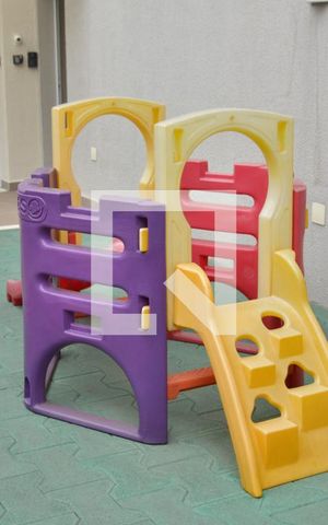 Apartamento para alugar com 78m², 2 quartos e 2 vagasÁrea comum - Playground