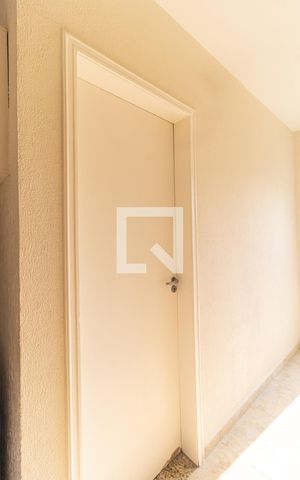 Casa à venda com 300m², 3 quartos e 5 vagas Casa à venda com 300m², 3 quartos e 5 vagasBanheiro de Serviço