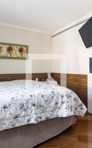 Casa à venda com 300m², 3 quartos e 5 vagas Casa à venda com 300m², 3 quartos e 5 vagasSuíte 1