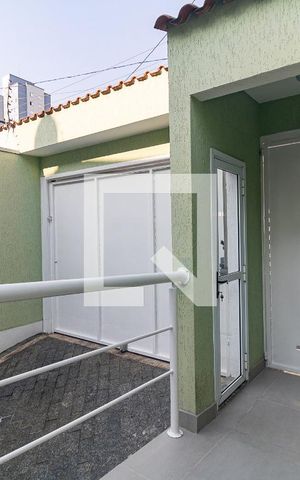 Casa à venda com 300m², 3 quartos e 5 vagas Casa à venda com 300m², 3 quartos e 5 vagasEntrada