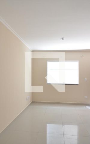 Casa de condomínio à venda com 60m², 2 quartos e 1 vagaSala