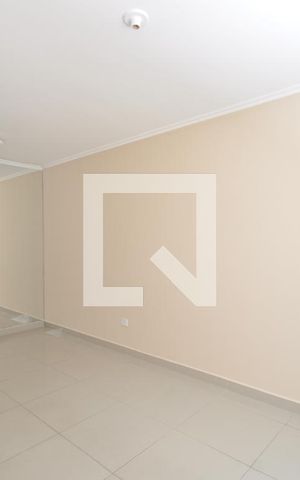 Casa de condomínio à venda com 60m², 2 quartos e 1 vagaSala