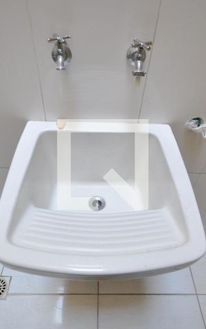 Casa de condomínio à venda com 60m², 2 quartos e 1 vagaLavanderia