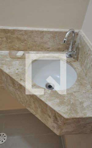 Casa de condomínio à venda com 60m², 2 quartos e 1 vagaLavabo