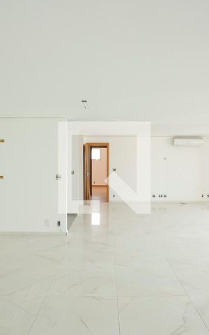 Apartamento à venda com 264m², 4 quartos e 4 vagasSala