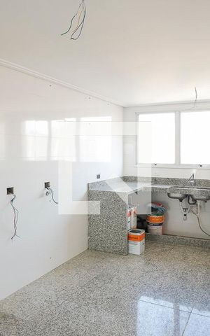 Apartamento à venda com 264m², 4 quartos e 4 vagasCozinha
